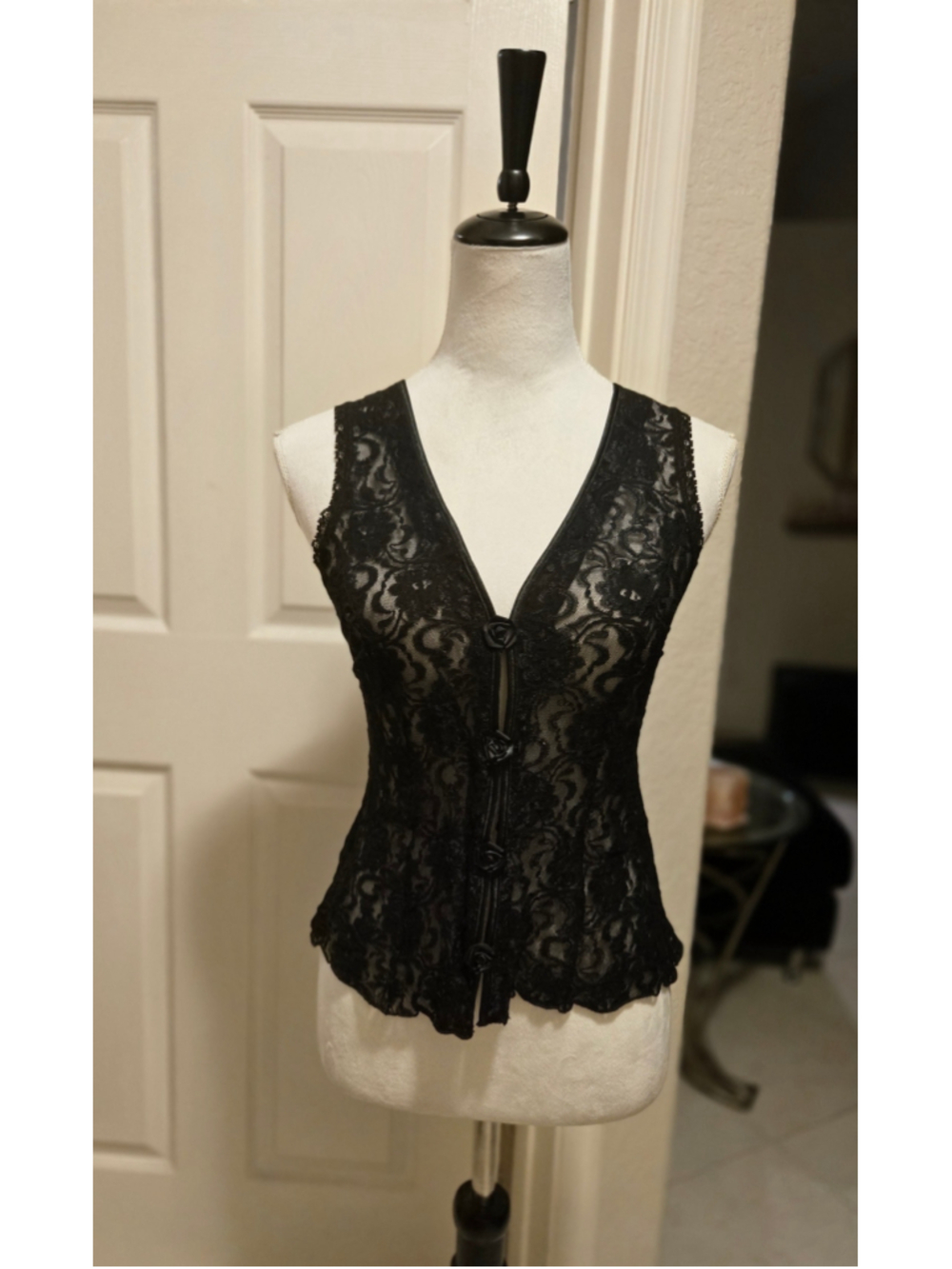 Vintage Cinema Etoile Black Lace Button Front Vest Top
